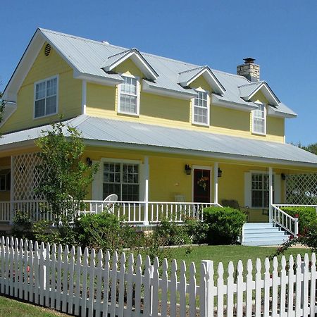 Yellow House B&B Salado Exterior foto
