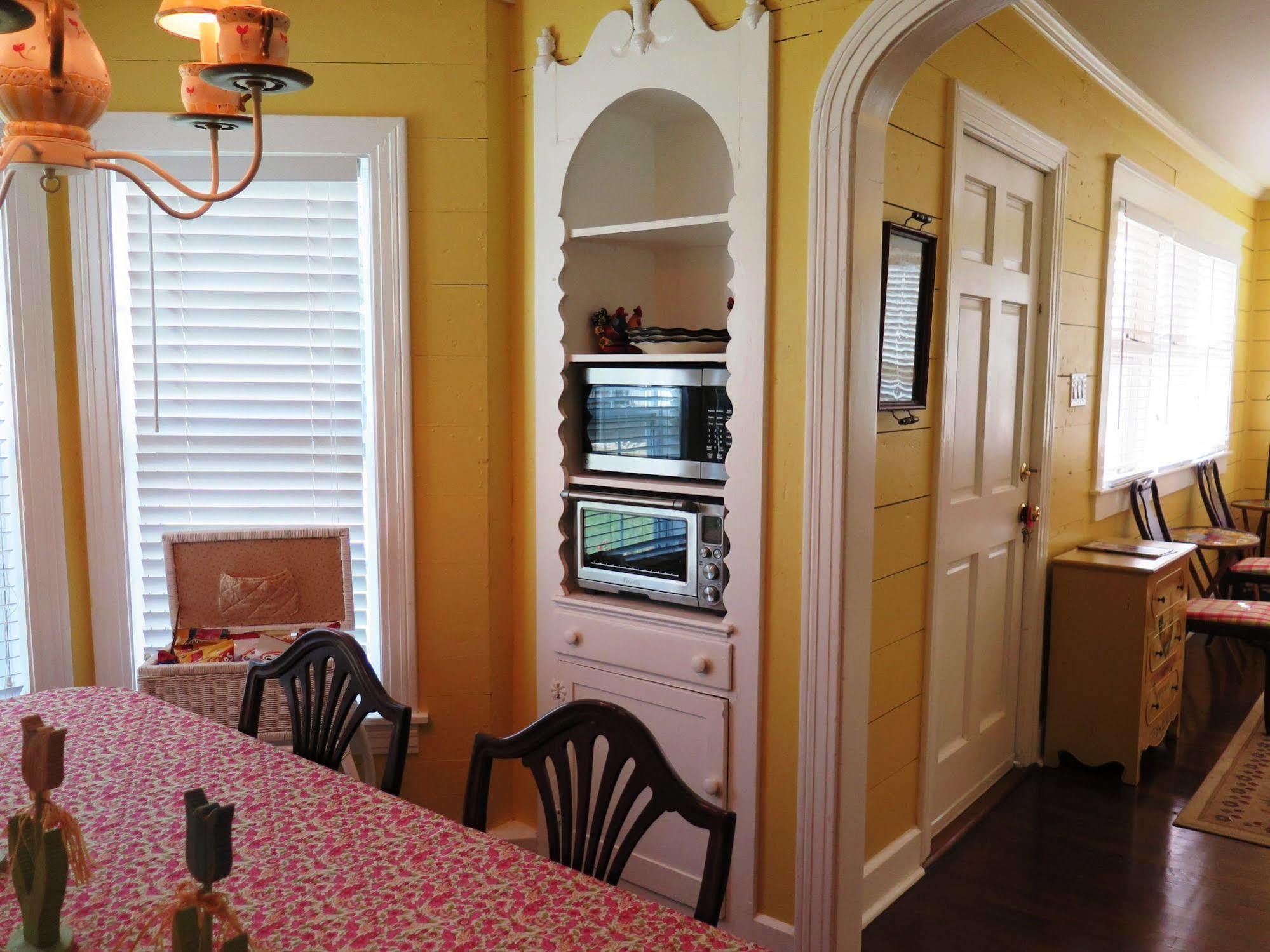 Yellow House B&B Salado Exterior foto