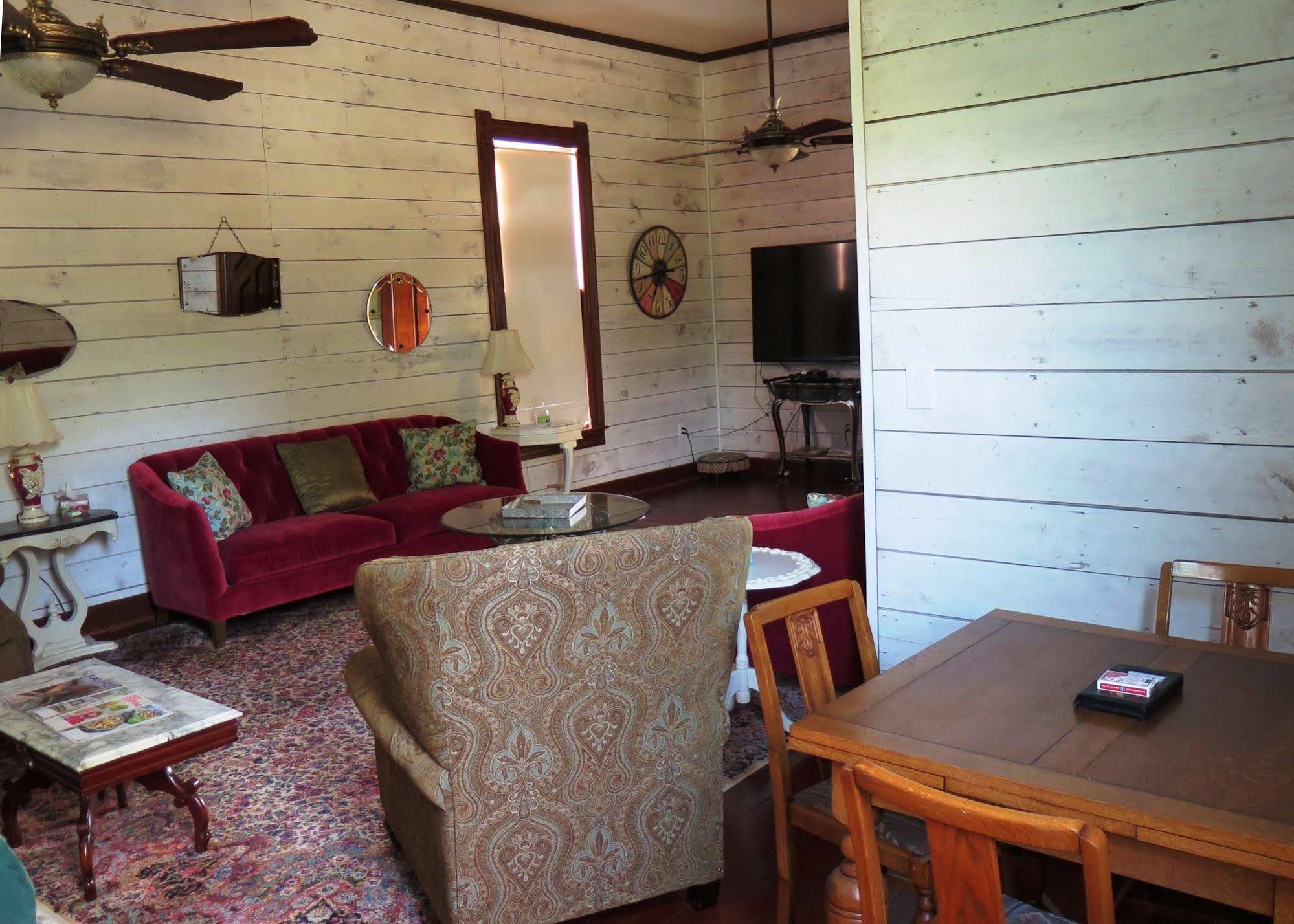 Yellow House B&B Salado Exterior foto