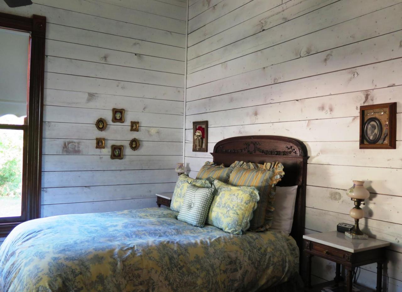 Yellow House B&B Salado Exterior foto